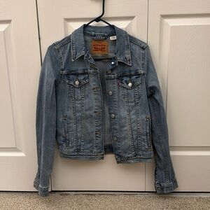 Levi Strauss & Co. Jean Jacket - size M